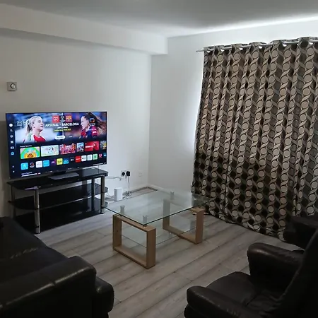 Modern Apartment In Southeast London